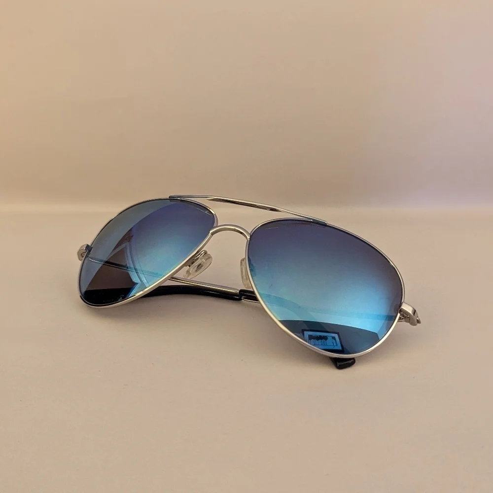 Boardriders Mirrored Aviator Sunglasses Silver/Flash Blue‎
